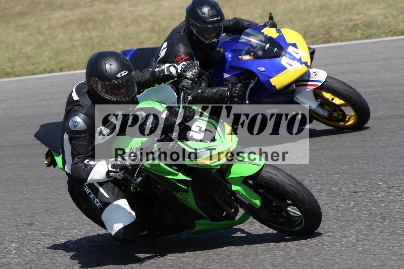 Archiv-2022/40 18.07.2022 Plüss Moto Sport ADR/Einsteiger/13